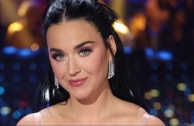 كيتي بيري تقضي عيد ميلاد ابنتها في المحكمة