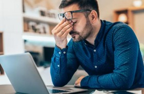 لماذا تشتد نوبات الصداع النصفي في الصيف؟