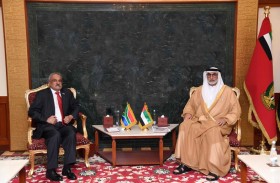 البواردي يستقبل سفير جنوب أفريقيا لدى الدولة