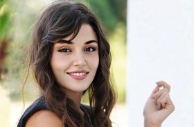 هاندا أرتشيل بملامح مختلفة بهذه الإطلالة