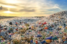 تقرير دولي يحذّر من تلوث البلاستيك وخطره على الإنسان