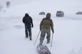 عاصفة ثلجية «تاريخية» تشلّ شرق كندا 