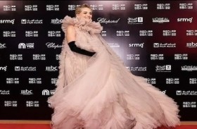 شارون ستون تتألق في مهرجان البحر الأحمر 