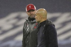 كلوب يهاجم غوارديولا قبل قمة أنفيلد