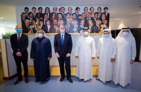 منصور بن محمد يلتقي رئيس الفيفا ويبحث جهود تطوير الكرة العالمية