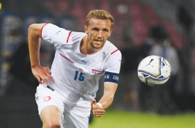 سوتشيك.. من لاعب متواضع إلى أمل تشيكيا 