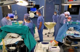 نجاح زرع قلبي خنزيرين لشخصين ميتين دماغيا