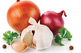     الثوم والبصل