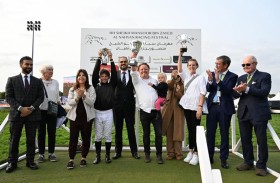 «فريدا بي» تفوز بكأس مهرجان منصور بن زايد للخيول العربية في بلجيكا