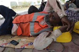 موجة حارة تقتل العشرات في العاصمة الهندية 