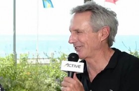 تقرير إخباري ينقذ حياة نجم إذاعي