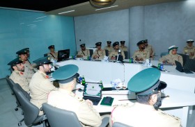 اللواء أحمد بن ثاني يطلع على سير العمل في الإدارة العامة للعمليات