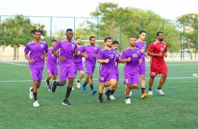 فريق اليد لنادي دبا الحصن يبدأ تدريباته استعدادا للموسم الجديد