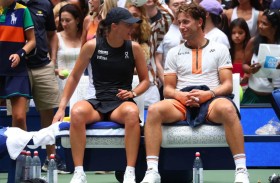 شفيونتيك ورود إلى نصف نهائي الزوجي المختلط  