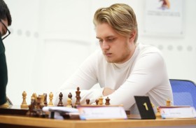 الروسي جريبنيف يقترب من حسم لقب بطولة دبAي المفتوحة للشطرنج