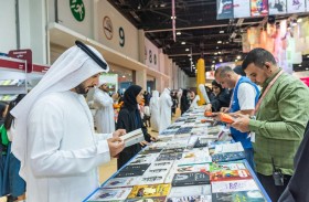 كتاب وأدباء: معارض الكتاب مشهد إبداعي متجدد 