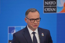 بولندا تطلب من أوكرانيا «التحلي بالصبر»