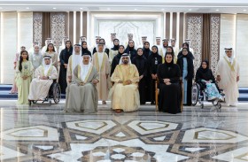 محمد بن راشد يلتقي أعضاء البرلمان الإماراتي للطفل على هامش افتتاح دور الانعقاد العادي للمجلس الوطني الاتحادي 
