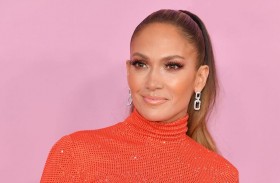 جينيفر لوبيز تتألق في عطلة نهاية الأسبوع