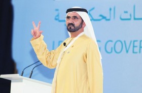  محمد بن راشد :  15 عاماً مرت جميلة .. سريعة.. مليئة بالعمل والإنجاز.. لم نقف ولم نتردد ولم نلتفت للوراء ونحن ننفذ رؤية أخي الشيخ خليفة بن زايد رئيس الدولة حفظه الله ورعاه