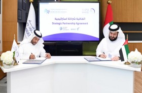 وكالة أنباء الإمارات وجامعة محمد بن زايد للذكاء الاصطناعي توقعان اتفاقية شراكة استراتيجية