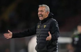 ليتشي يتخلى عن مدربه رغم إنقاذه من الهبوط 