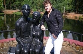 موقف محرج واعتذار لبطلة رفع أثقال