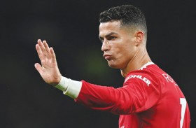 كريستيانو يقلل من أهمية الانتقادات الموجهة ضد يونايتد