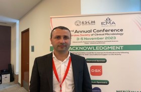 مؤتمر الأحياء الدقيقة السريرية يؤكد على دور الذكاء الاصطناعي في علاج الأمراض