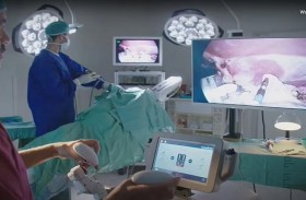 روبوت بمخالب لاستئصال الرحم