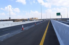 افتتاح توسعة الطرق والجسور على تقاطع شارعي الشيخ محمد بن زايد والرباط