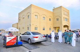 شرطة الشارقة تطلق خدمات متنقلة لفحص وتسجيل المركبات