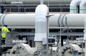 المستهلكون يدفعون الثمن.. نداءات في أوروبا للعودة إلى الغاز الروسي