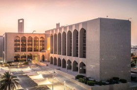 المصرف المركزي يوقف نشاط تأمين المركبات لفرع شركة تأمين أجنبية