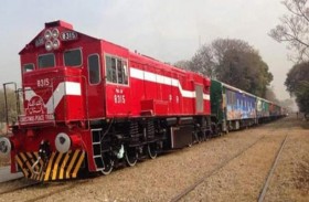 يموت دهسا بقطار بسبب مقطع فيديو