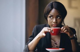 دراسة جديدة تكشف تأثير القهوة على فيتامين D داخل جسم الإنسان