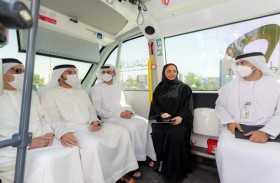 راشد النعيمي والعلماء يشيدان بمشروع السيارة ذاتية القيادة في عجمان