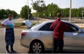 شرطة أبوظبي: 3000 درهم غرامة نقل الركاب بالمركبات الخاصة