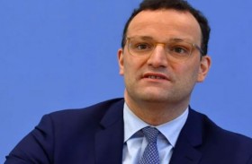 صحف ألمانيا: التخفيف من قيود كورونا سابق لأوانه