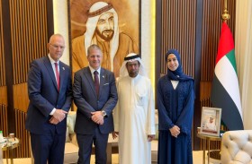 علي النعيمي يلتقي وزير التعليم في إسرائيل