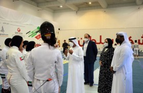 سالم بن سلطان القاسمي يزور معسكر منتخب المبارزة
