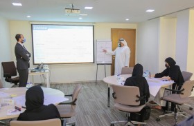 مصرف الشارقة الإسلامي ينمّي قدرات  طلبة الكليات والجامعات بالدولة في العمل المصرفي