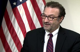 مساعد وزير الخارجية الأميركي يستكمل زيارته إلى الجزائر