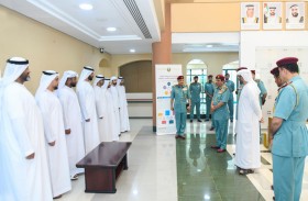 قائد عام شرطة رأس الخيمة يكرم تسعة مفتشين من نظام (حماية)