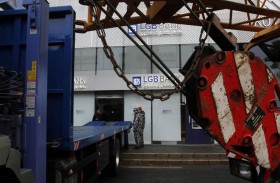 مصارف في شمال لبنان تقفل أبوابها غداة إشكال مع متظاهرين 