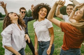 من أصل 137 بلداً.. دولة عربية بقائمة الأقل سعادة