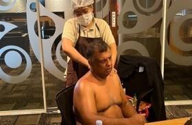 صورة لمدير شركة طيران تثير انتقادات