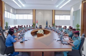 اللجنة العليا الدائمة بشرطة عجمان تبحث تطوير خدمات الركن الذكي