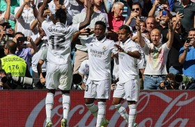 الريال يمضي بالعلامة الكاملة وبرشلونة يواصل مطاردته 