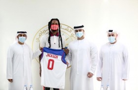 سلة الشارقة تضم الأمريكي دواين جاكسون